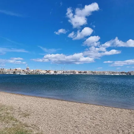 Charmant T2 Mezzanine Climatise Proche Plage Avec Parking Pour 4 Personnes - Fr-1-607-183 * Агд